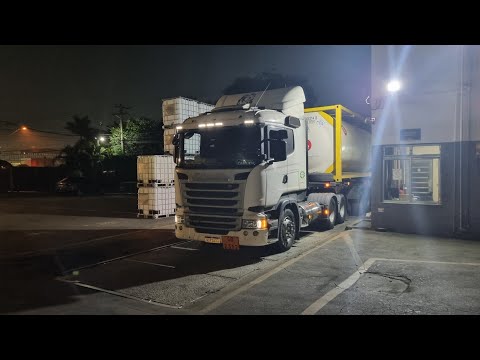 DESCENDO A SERRA DO AZEITE NO SCANIA R 440. VÍDEO NOTURNO