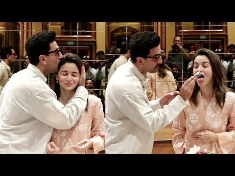 Ranbir Kapoor Kisses Alia Bhatt As She Cuts Her Birthday Cake - Cute Moments Video Captured