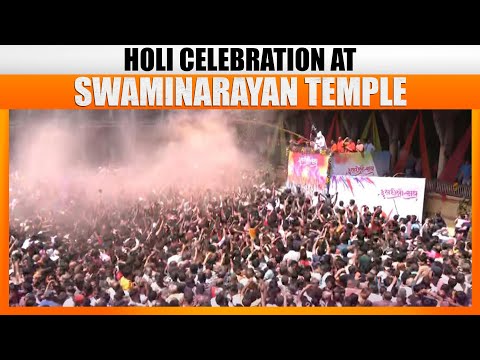 LIVE: Holi Celebration at Ahmedabad’s Kalupur Swaminarayan Temple | Holi Celebration 2025 | News9