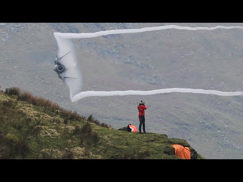 PURE JET NOISE IN THE MACH LOOP - 4K