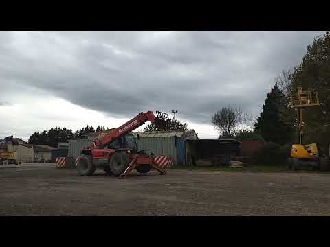 Used Telescopic Forklift 2004 Manitou MT1740SL Turbo  | equippo.com |