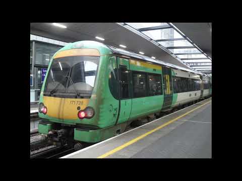 Class 171728 Turbostar Southern Sitting around at London Bridge Platform 10