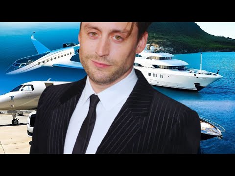 Kieran Culkin  Lifestyle ! Income, House,Net Worth, Car Collection, Mansion, Private Jet ,etc