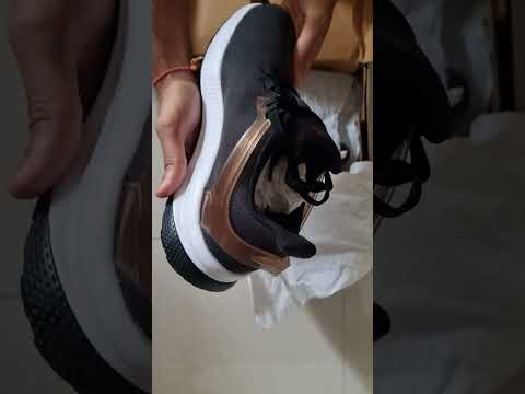 Unboxing Adidas Streak Bounce Running Shoes.