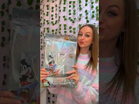 [ASMR] OPENING A DISNEY 100 *MYSTERY* DIAMOND ART PACK!!😍✨🖋️💎 (SO SATISFYING OMG!🤤) #Shorts