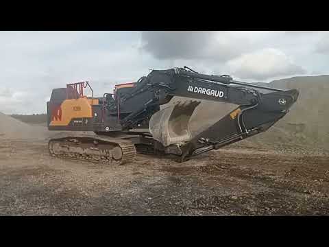 Used Tracked Excavator 2021 Volvo EC250EL  | equippo.com |