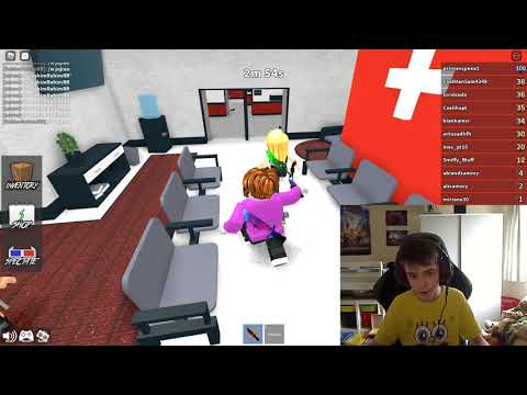 Playing murder mystery 2 with Stewie! (Roblox)