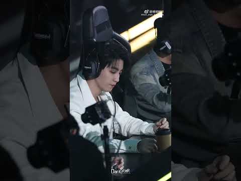 【TFBOYS 王俊凱】英雄聯盟手遊2週年慶典王俊凱明星表演赛饭拍 【Karry Wang Junkai】