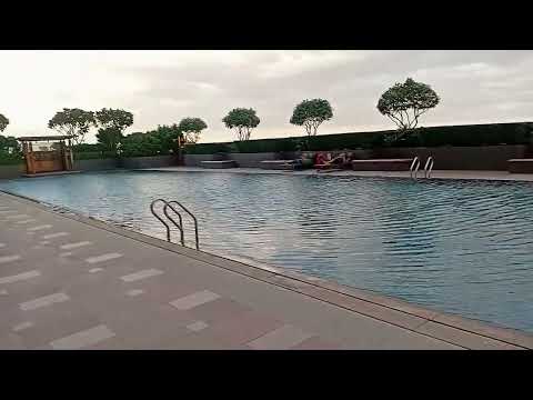 Pool in the PEAK apartments