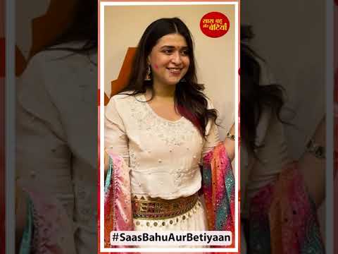 Mannara attends Ankita Lokhande & Vicky Jain’s grand Holi bash | SBB