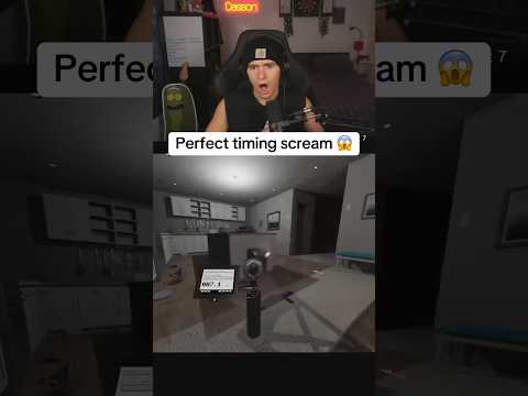 Perfect timing SCREAM 😱 #phasmophopia #horrorgame