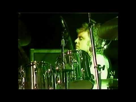 Queen Live In Japan: Under Pressure (instrumental)