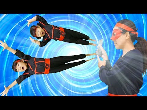 NINJA world in Smart Phone!  Japanese NINJA training pretend play