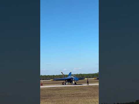 Blue Angels F-18 Startup at NAS Pensacola Homecoming!