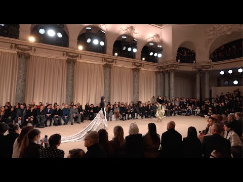 Balmain Fall 2024 Women's Runway Presenting Couture Technique