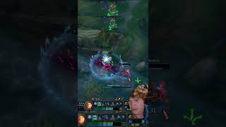 Scuttle Crab Secures The Kill #shorts #leagueoflegends #lightrocket