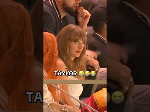 Taylor Swift BOOED at Super Bowl and gave side eye #celebrity