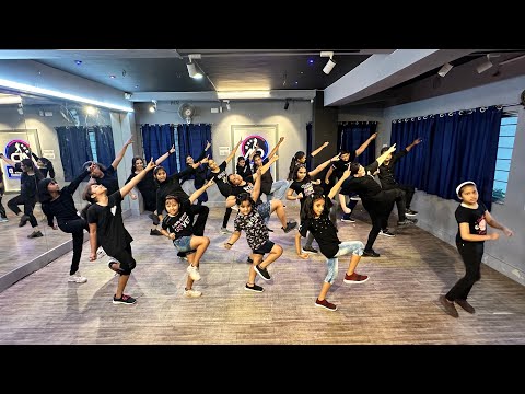 MAlHARI | Bajirao Mastani | RANVIR SINGH | #dance #malhari #danceclass #meeraddancestudio