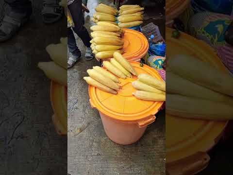 Philippines: another street food-boiled corn