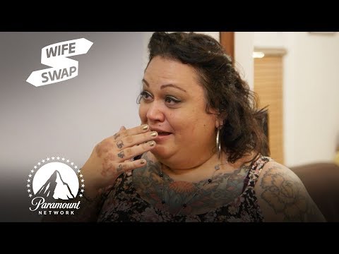 'She’s Gutting My House!' 🏠 Wife Swap Highlight