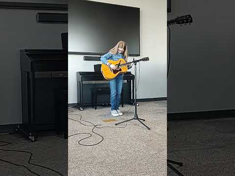 Maggie of The Biscuit Eaters plays "Wildwood Flower" at the Tommy Jarrell youth contest 2025