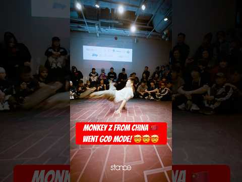 Monkey Z One Handed airflare to Airchair is insane 🤯🤯