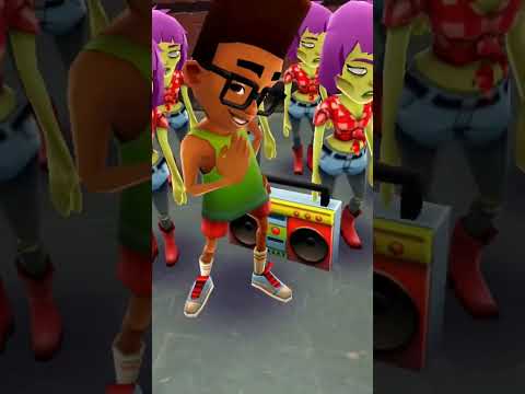 Subway surfers 😮#subwaysurfers #india #experiment #viral #diy #zoo #trendingshorts #water #skating 😂