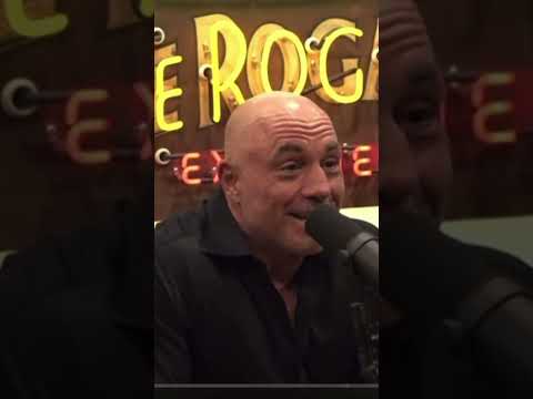 Trump and Rogan discuss the View, Oprah and the media turn against Trump #joerogan #jre #jreclips