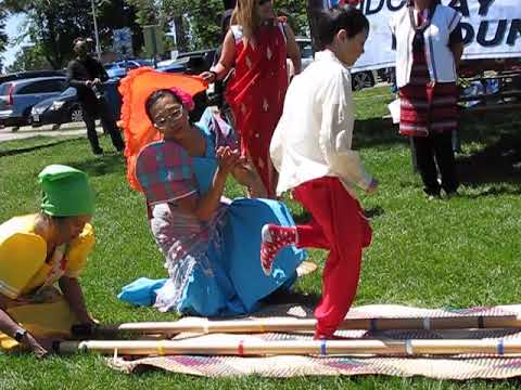 Thelma Dillon Does "Tinikling" at PIDC's Picnic at Earl Bales Park