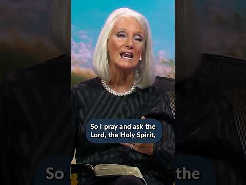 With what expectancy should we read the Word of God? | Anne Graham Lotz #christian #bible