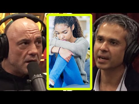 Does The Vaccine Cause Depression or Anxiety | Joe Rogan | JRE