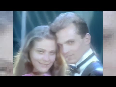 *MIRAGGI* (Horizonte de las Estrellas) - MIGUEL BOSÈ - 1984  / Videoclip con la bella Ornella Muti.