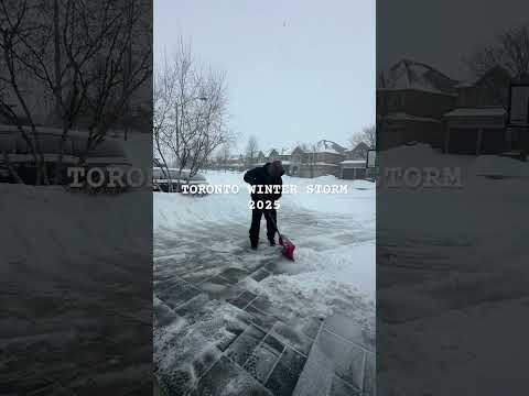 HOW TO CLEAR SNOW IN 26sec #shortsfeed