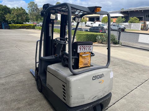 Lot 1: 2010 Crown SC4500 Electric Forklift