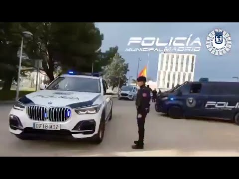 Policía local madrileña en ayuda de Valencia.