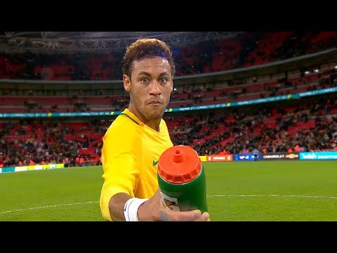 Best comedy moments in football 2022