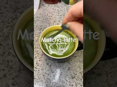 Matcha latte pistachio matcha latte #matcha #matchalatte #matchadrink #drinksrecipe #youtubeshorts