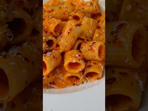 Creamy Gochujang Vodka Pasta