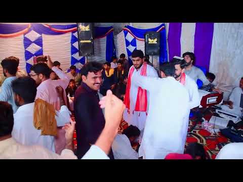 Singer Sheraz Ahmed Live Singing at Mehndi Night