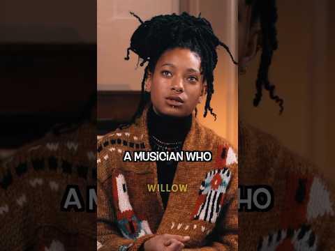 Willow Smith on guitar playing #guitar #willowsmith #guitarist #jazzguitar #shorts