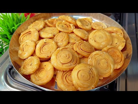 The Crispyest - A New Kind of Perfect Mathri | Flaky Crispy Namkeen | Namkeen Mathri Recipe | Lay...