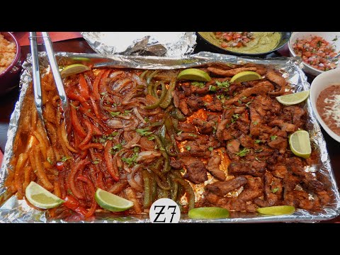 One Pan Fajitas | Easy Family/Party Dinner