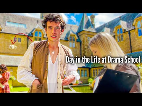 A Day In The Life at Drama School In the UK