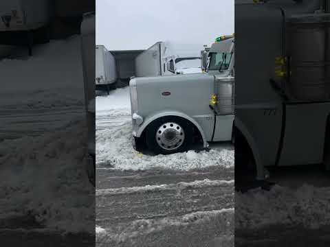 TRUCKING Episode  |  Two in one Tractor and Trailer.