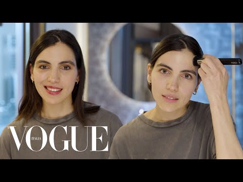 Selene Caramazza: guida al suo makeup anni '90 preferito | Beauty Secrets | Vogue Italia