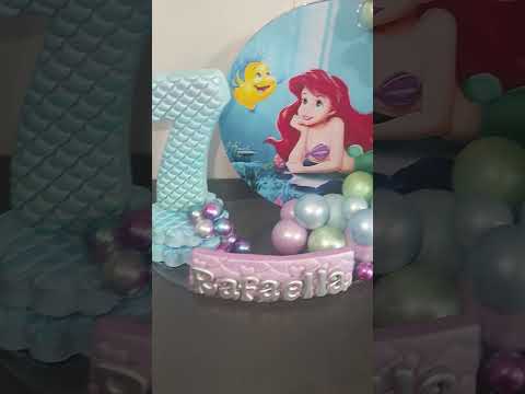 Topo cenário, pequena sereia, Ariel, com iluminação #festainfantil #topodebolo