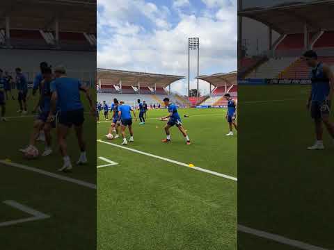 El entrenamiento oficial del América en el Estadio Independencia