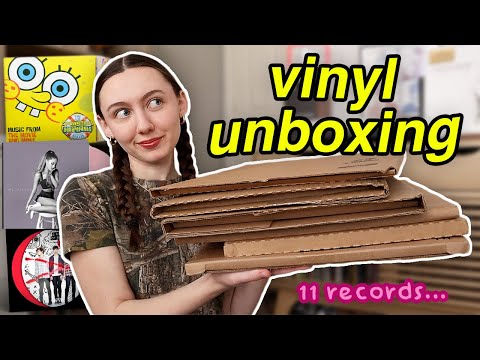 MY BIGGEST VINYL UNBOXING HAUL! (ariana grande, niall horan, 5sos, + MORE)