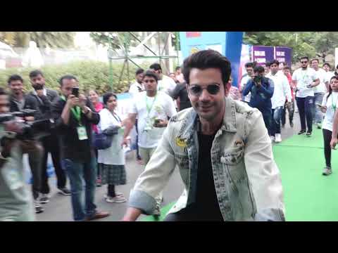 Rajkummar Rao, Kapil Sharma & Other Attend SBI Green Marathon Flag