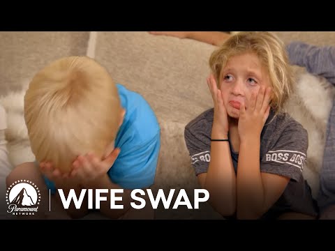 'Throw Away the TV' 😖 Wife Swap Highlight